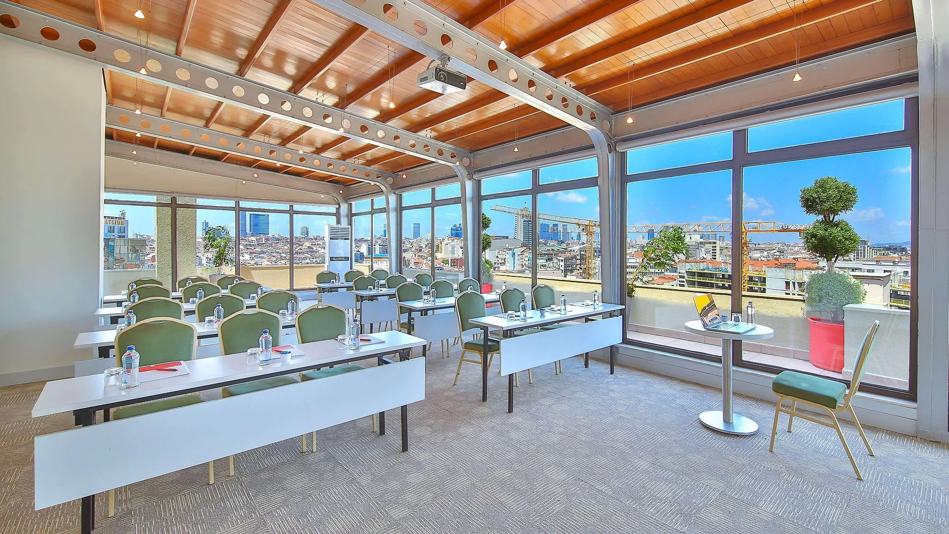 Ramada By Wyndham Istanbul Taksim Ξενοδοχείο