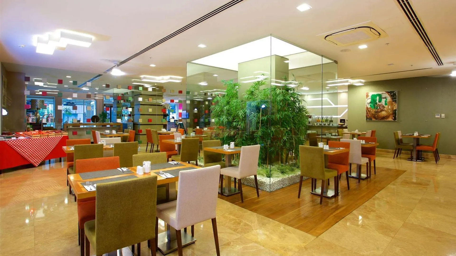 Ramada By Wyndham Istanbul Taksim Ξενοδοχείο
