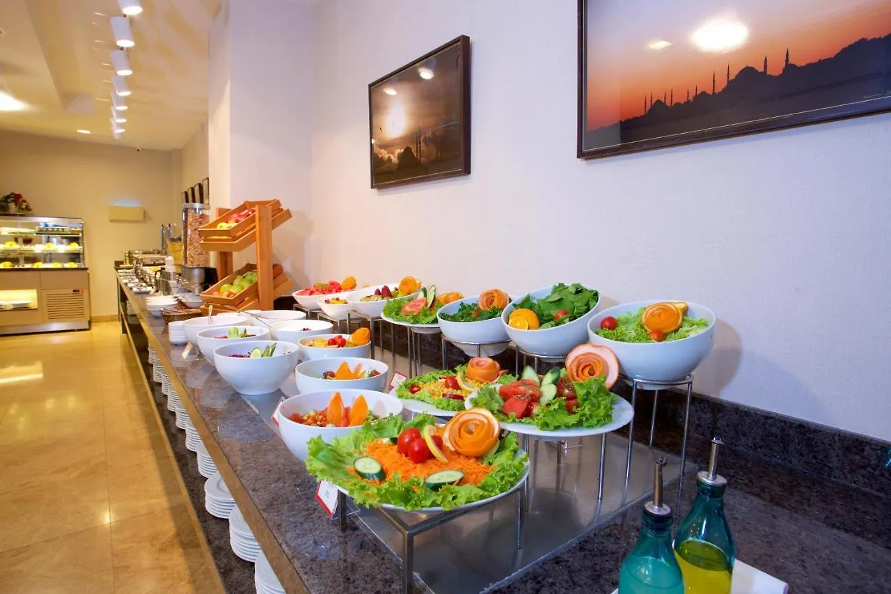 Ramada By Wyndham Istanbul Taksim Hotel