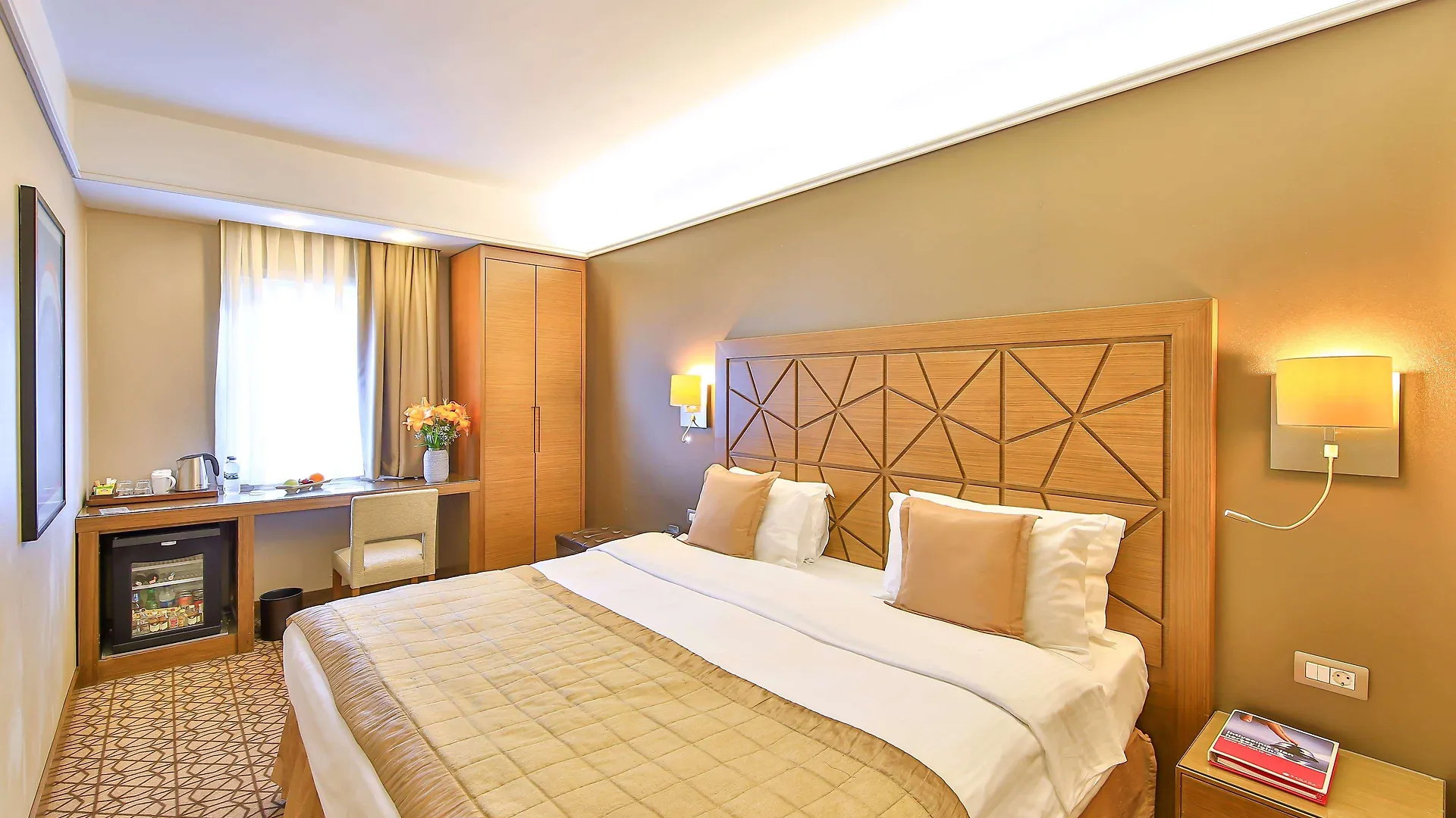 Ramada By Wyndham Istanbul Taksim Hotel