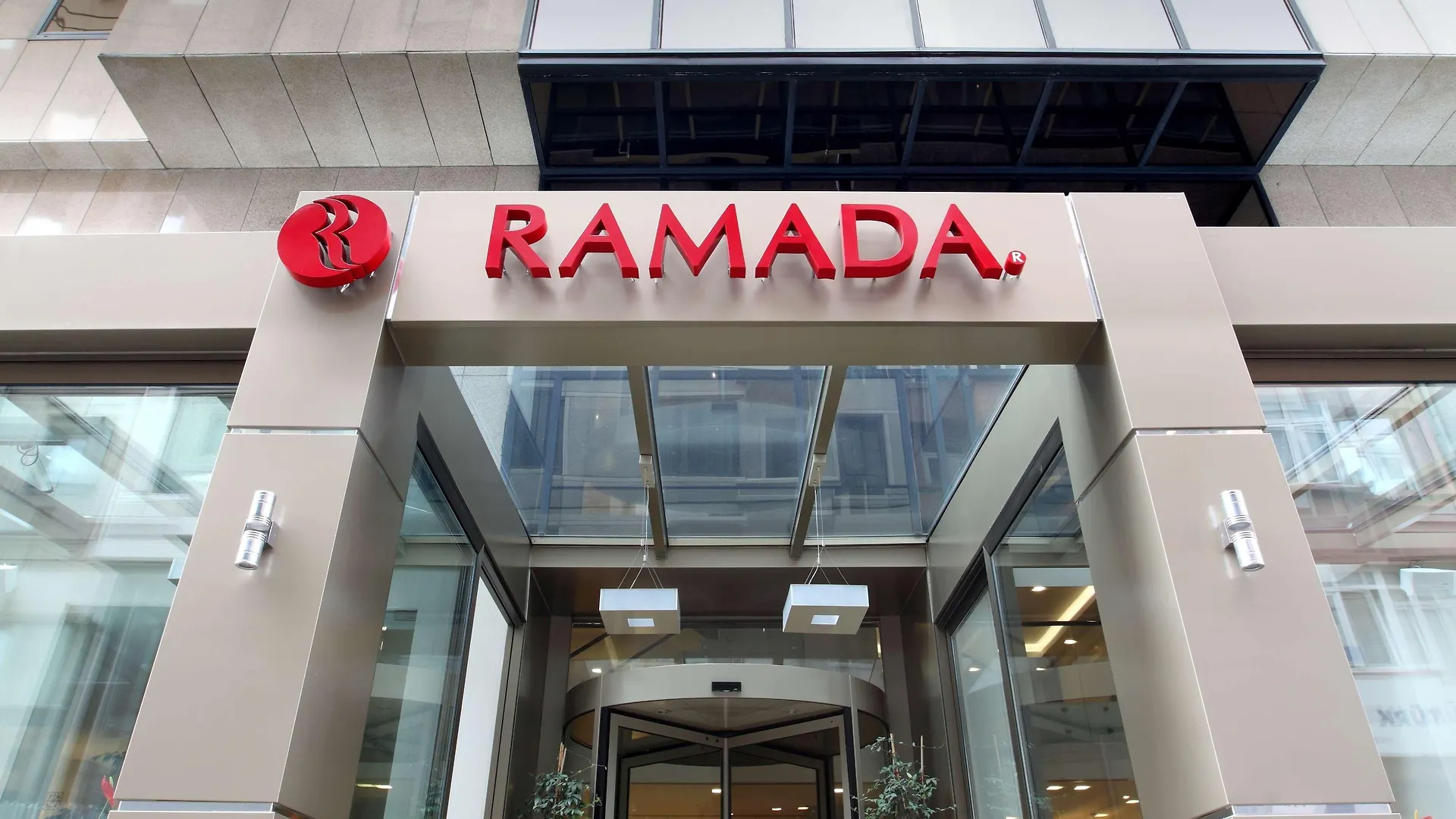 Ramada By Wyndham Istanbul Taksim Hotel