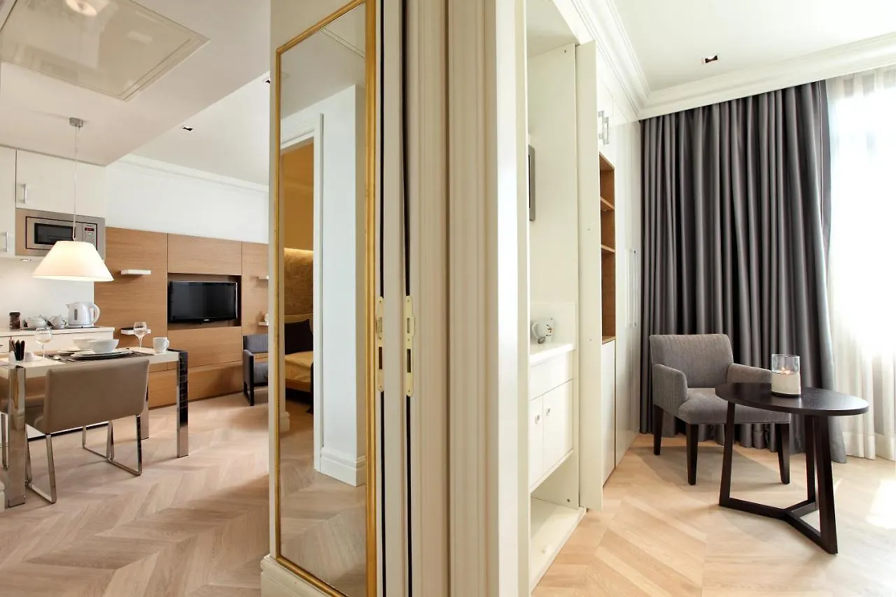 Ramada By Wyndham Istanbul Taksim Hotel