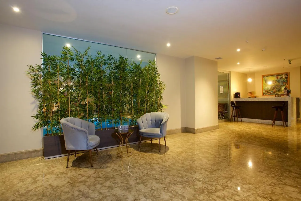מלון Ramada By Wyndham Istanbul Taksim 4*,  טורקיה