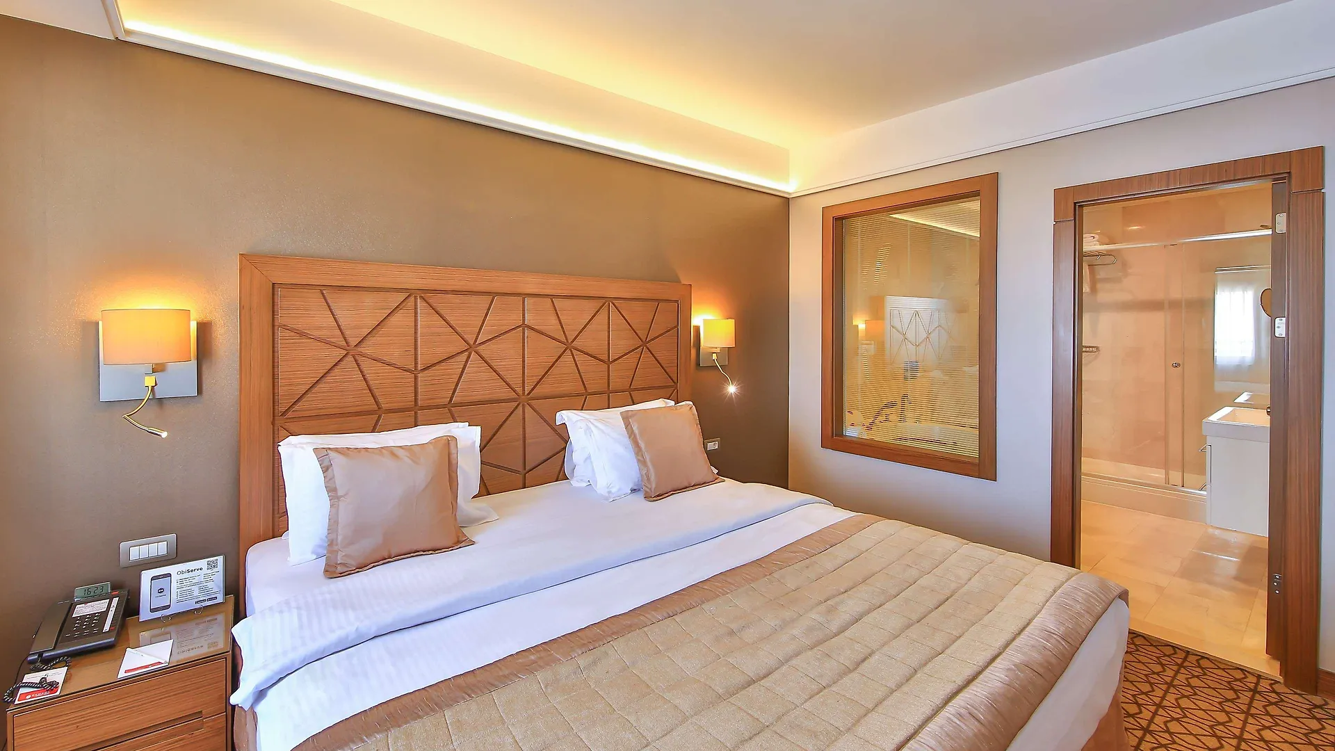 מלון Ramada By Wyndham Istanbul Taksim טורקיה