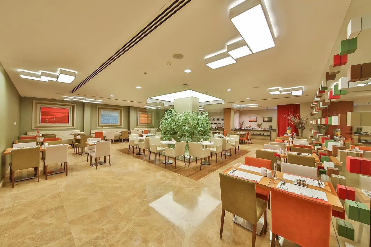 ****  מלון Ramada By Wyndham Istanbul Taksim טורקיה
